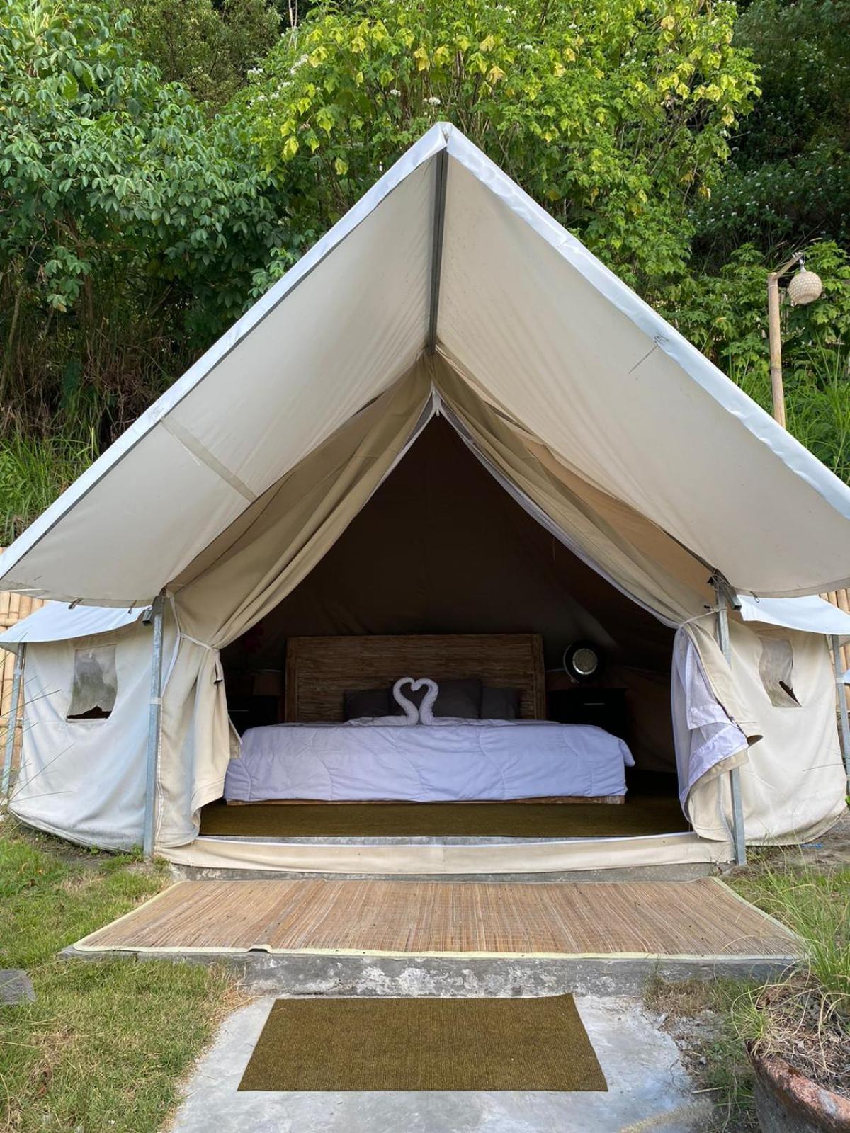 Emayan Glamping كوبوبانلوكان المظهر الخارجي الصورة